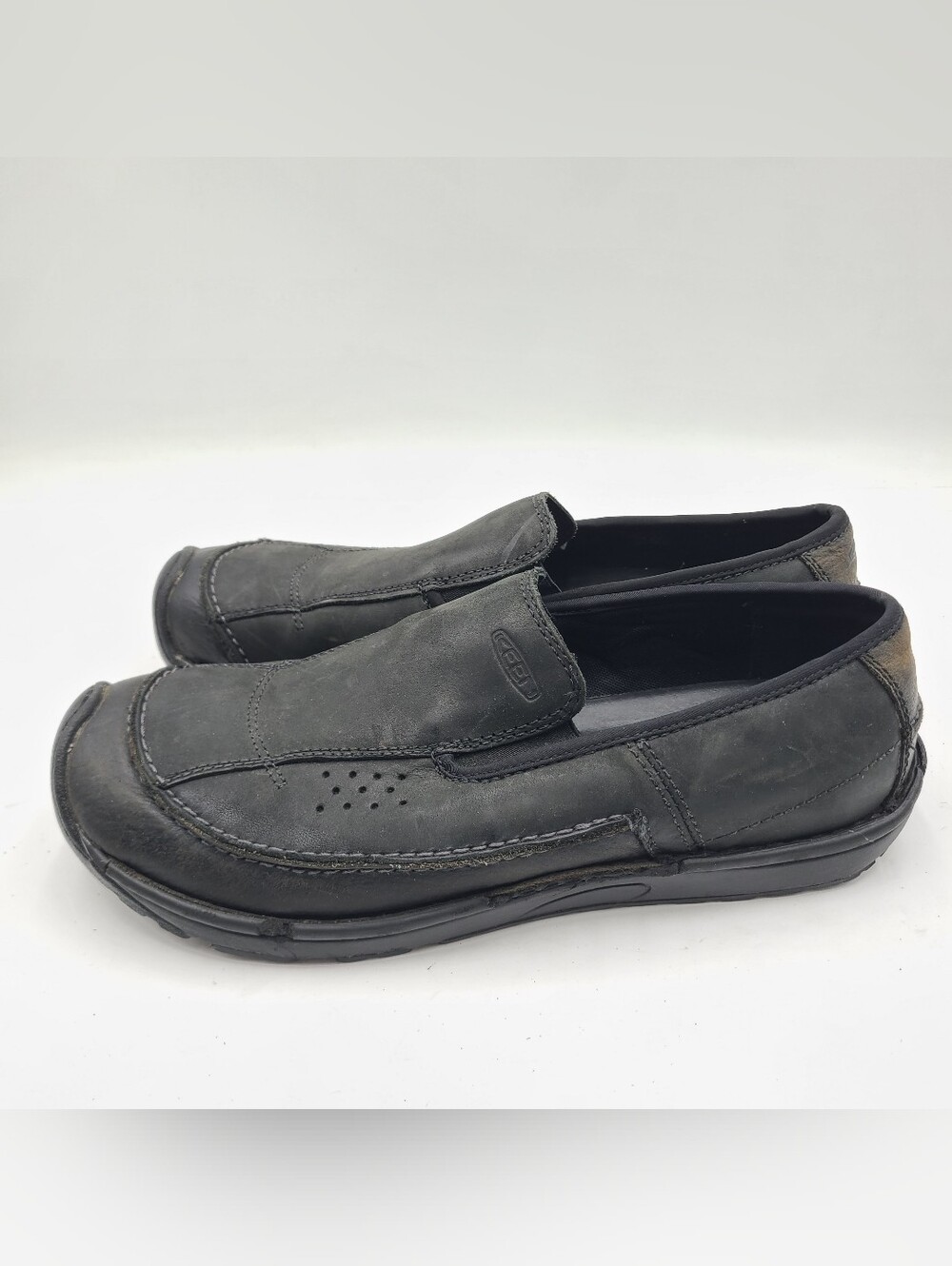 B38 Keen Dillon Black Leather Mens Size 12 Casual Comfort Slip On Shoes Loafers